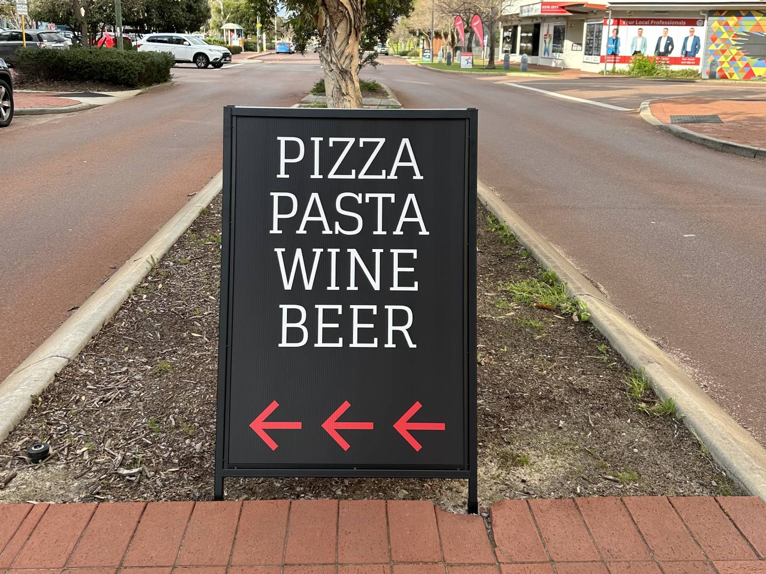 Promoting a restaurant using street signs